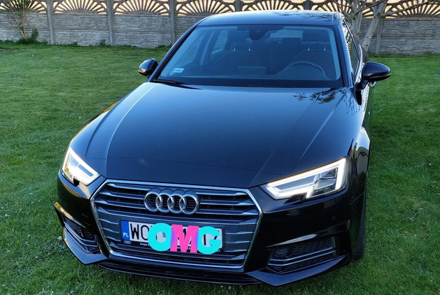 Audi A4 cena 95900 przebieg: 130391, rok produkcji 2017 z Maków Mazowiecki małe 172